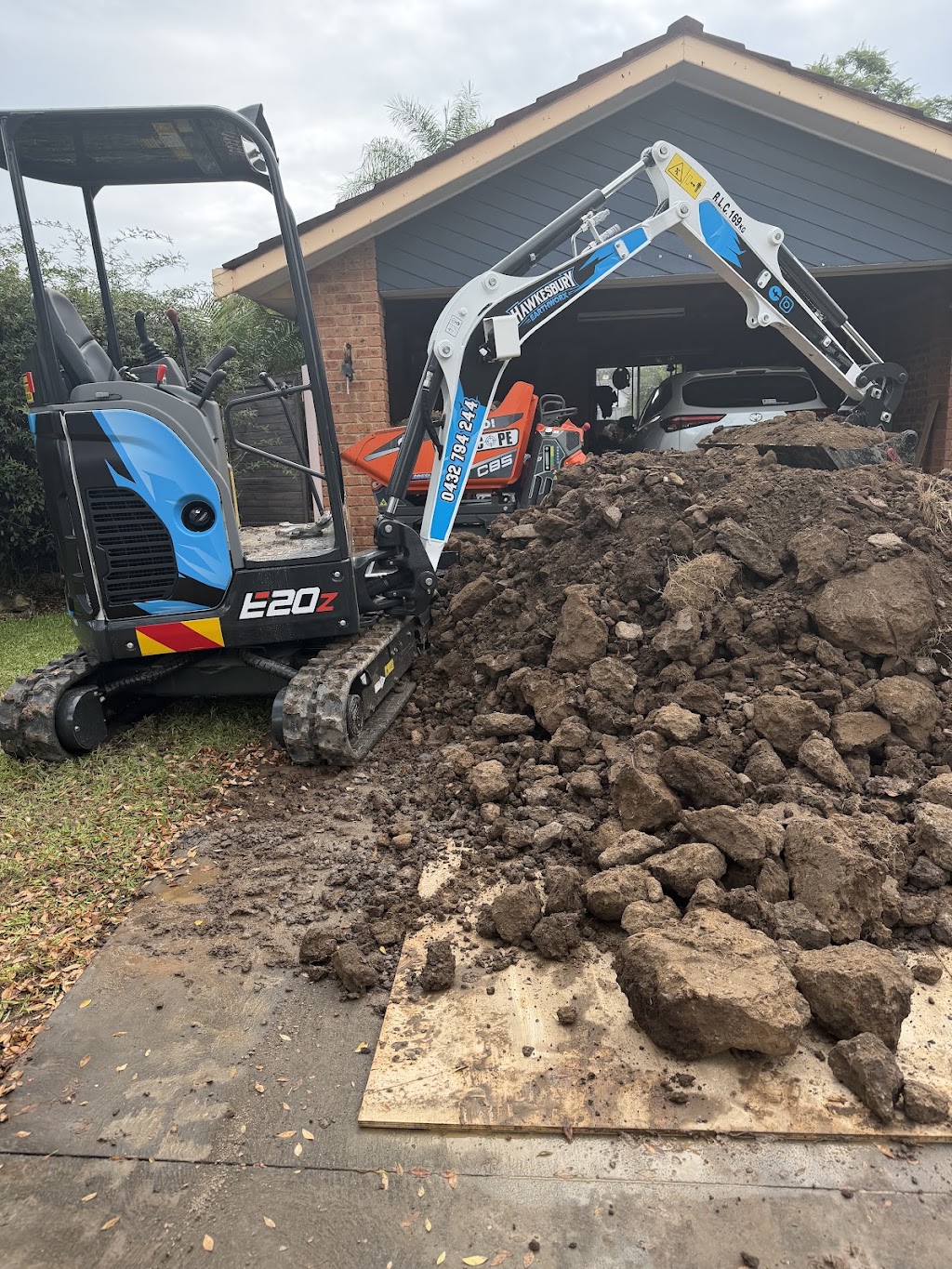 Hawkesbury Earthworx Pty Ltd | Spinks Rd, Glossodia NSW 2756, Australia | Phone: 0432 794 244
