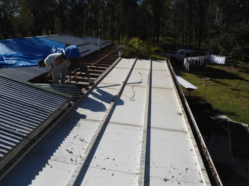 Pro Roofing Brisbane | 1/16 McDougall St, Milton QLD 4064, Australia | Phone: 07 3102 3883