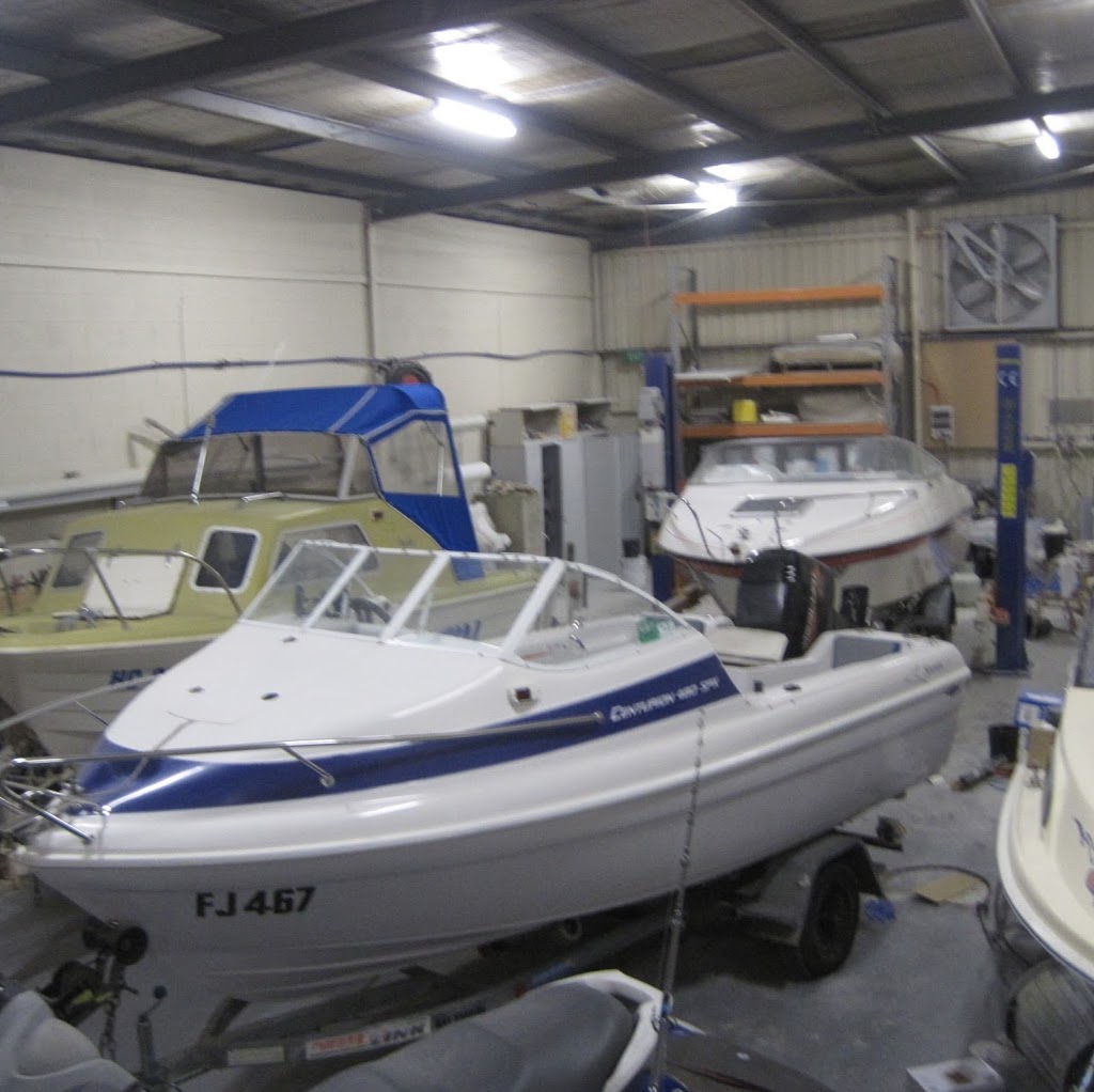 JOHNS FIBER GLASS BOAT REPAIRS | 12A Concorde Cres, Werribee VIC 3030, Australia | Phone: (03) 9741 2569