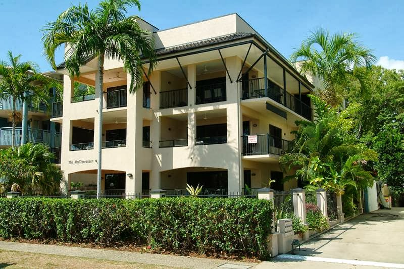 Mediterranean Beachfront Apartments | 77 Sims Esplanade, Cairns City QLD 4878, Australia | Phone: (07) 4055 8855