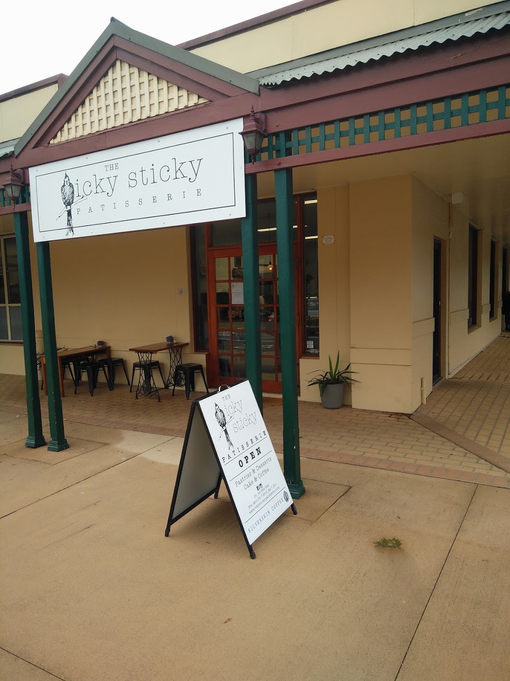 Photo by Mardo G. The Icky Sticky Patisserie | bakery | 2/27 Belmore Rd, Lorn NSW 2320, Australia