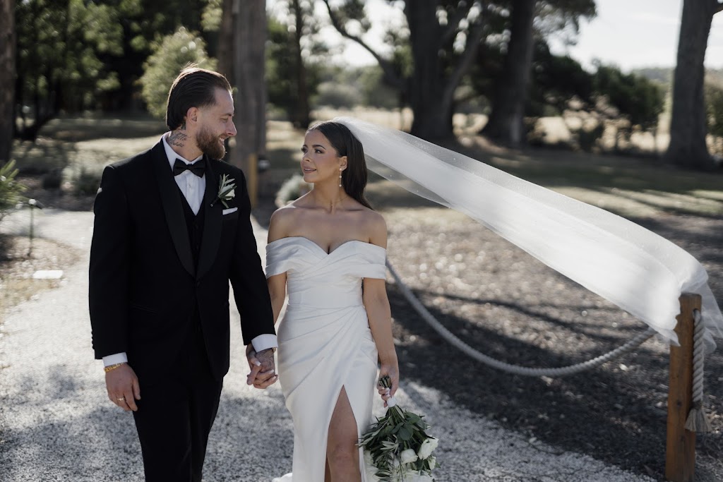 Leonards Hill Estate | 2195 Ballan-Daylesford Rd, Leonards Hill VIC 3461, Australia | Phone: 0411 081 200