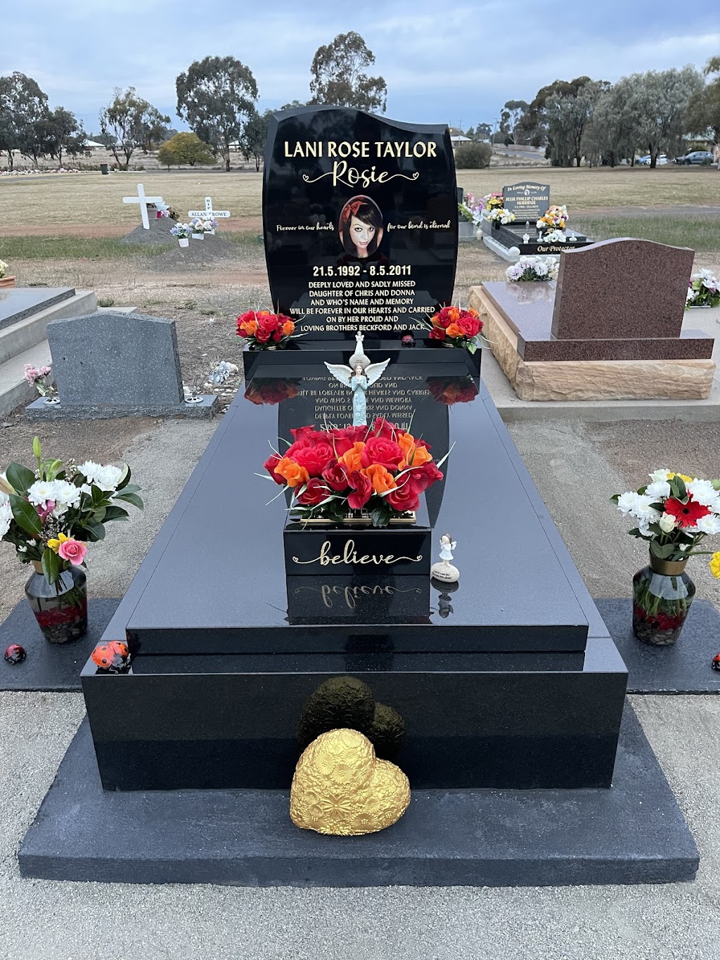 Central West Granite Pty Ltd | 12 Nanima St, Eugowra NSW 2806, Australia | Phone: (02) 6859 2301