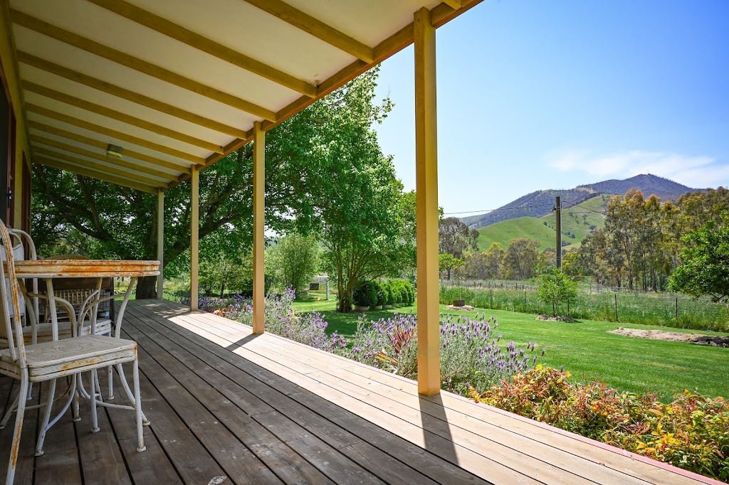 Jasmine Cottage | 7 Snake Gully Rd, Walwa VIC 3709, Australia | Phone: 0422 630 529