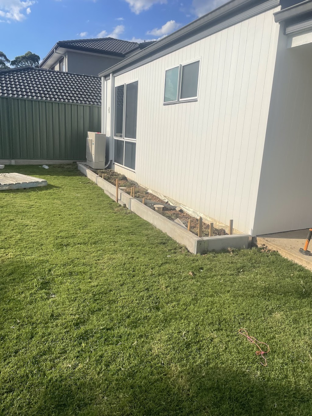 Aussie Wall - Concrete Sleepers Sydney | Suite B/753-795 Mulgoa Rd, Mulgoa NSW 2745, Australia | Phone: (02) 8323 7199