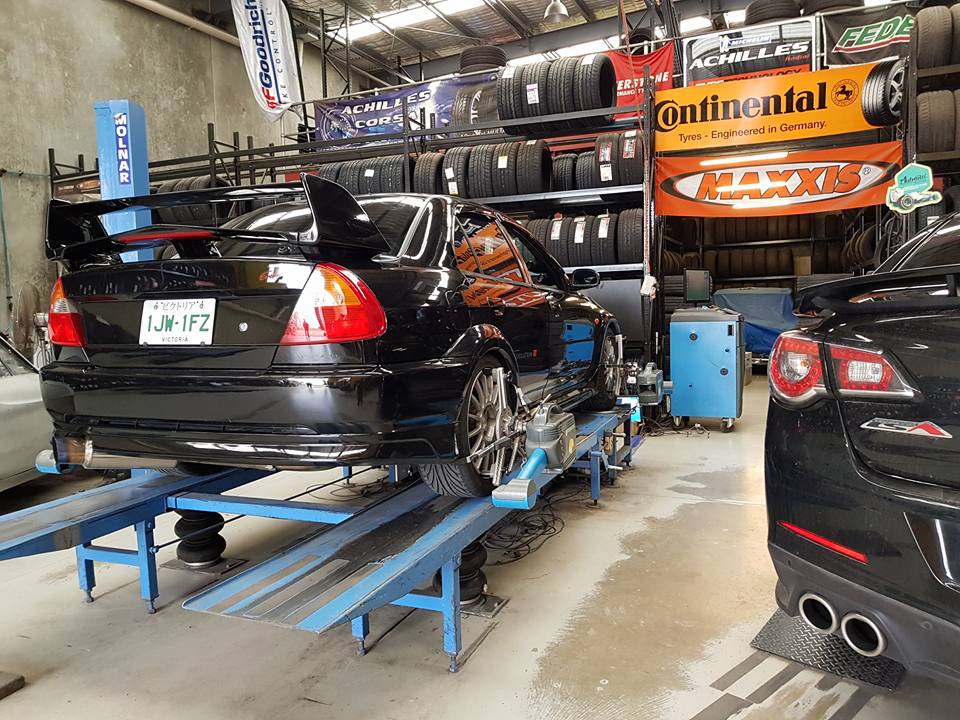 Tyres R Us | car repair | 122 Munro Ave, Sunshine VIC 3020, Australia | 0393621611 OR +61 3 9362 1611