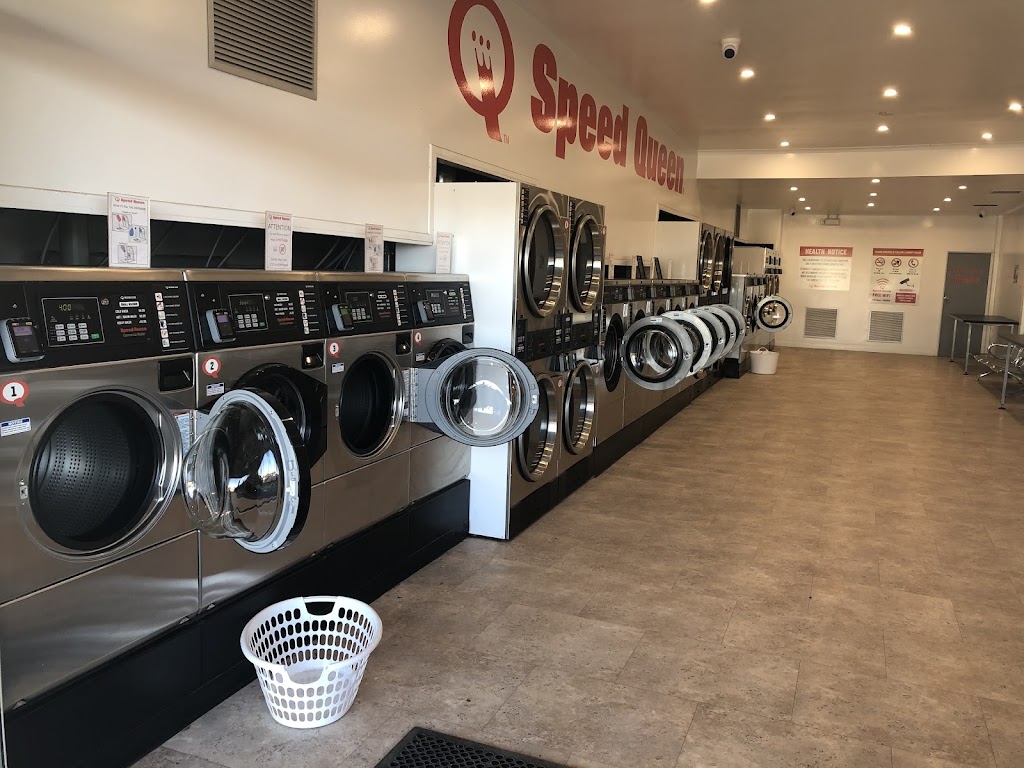 24/7 Speed Queen Laundromat - Chinchilla | laundry | Shop 1/37 Warrego Hwy, Chinchilla QLD 4413, Australia | 1300304030 OR +61 1300 304 030