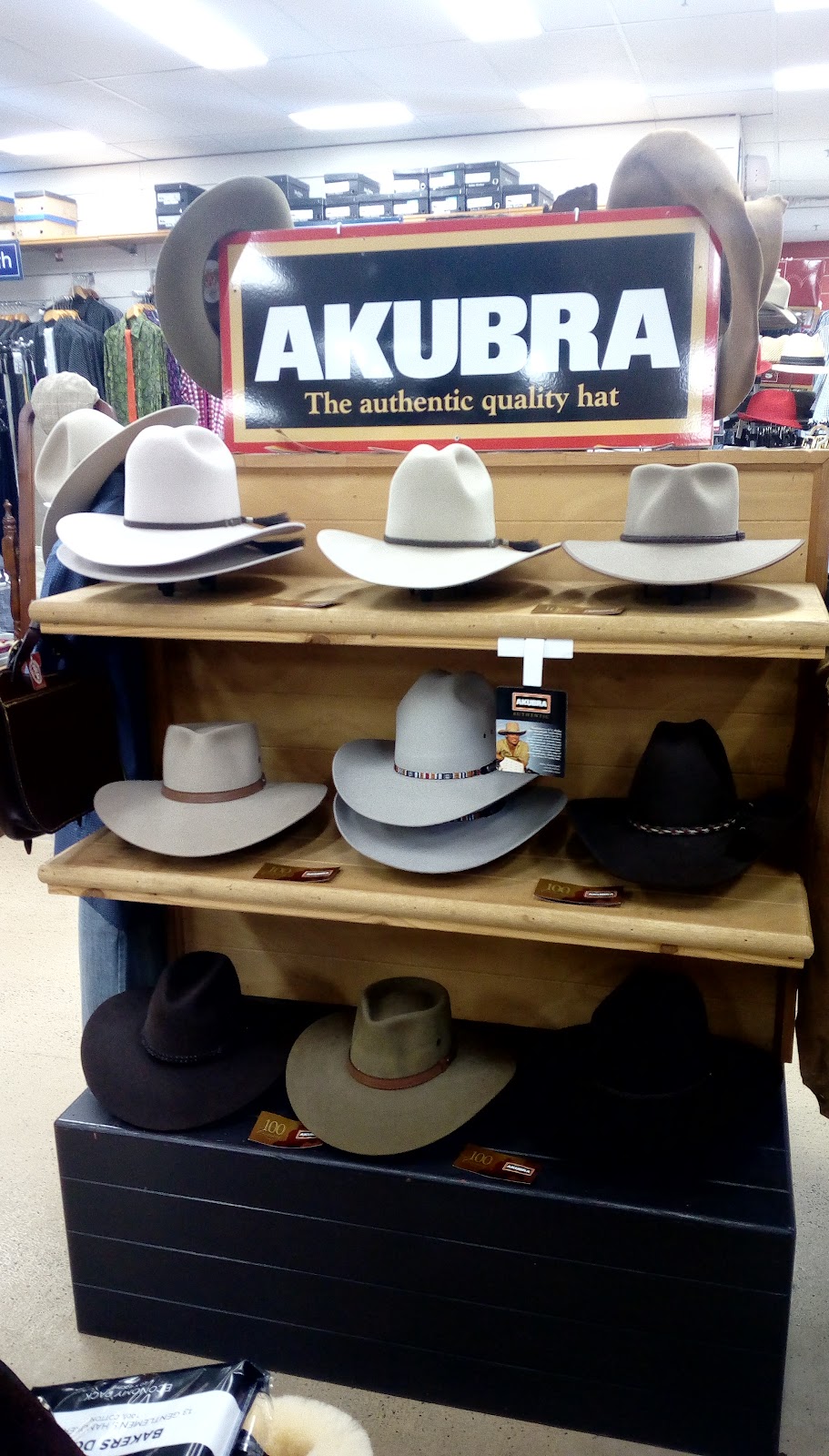 Menswear Direct | 144 Egerton St, Emerald QLD 4720, Australia | Phone: (07) 4982 4694