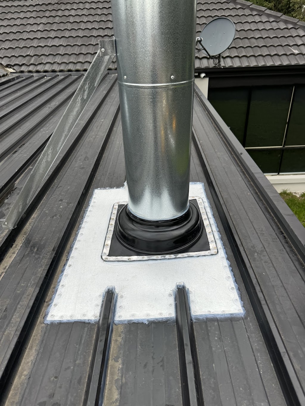 Dunlop Air | 810 Caldermeade Rd, Catani VIC 3981, Australia | Phone: 0413 869 409