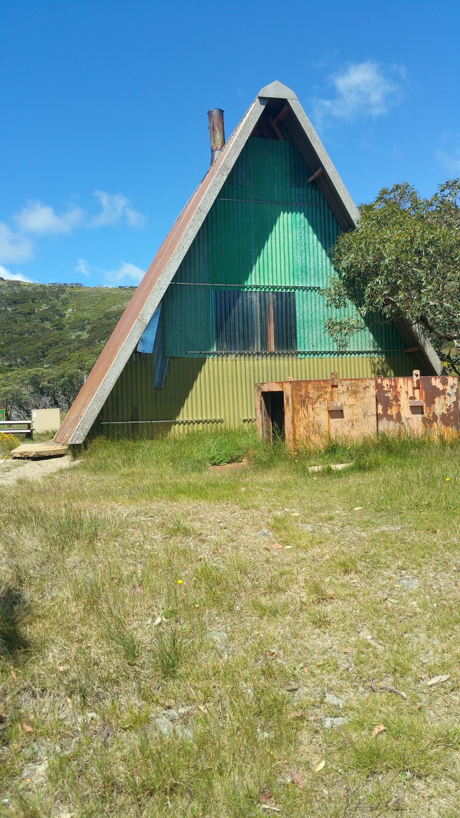 Diamantina Hut | Great Alpine Rd, Hotham Heights VIC 3741, Australia