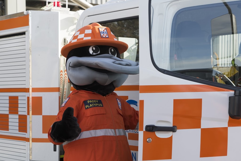 VICSES Craigieburn Unit | 151A Craigieburn Rd, Craigieburn VIC 3064, Australia | Phone: 13 25 00