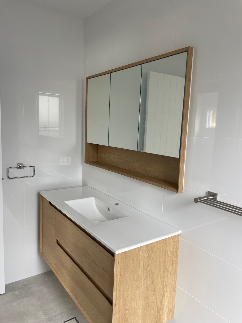 Switched industries electrical, maintenance and test and tag | 577 Yarramalong Rd, Wyong Creek NSW 2259, Australia | Phone: 0403 794 846