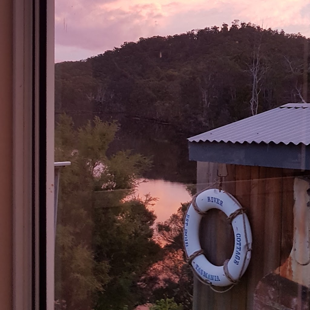 River Cottage Tasmania | lodging | 2 Crown Cct, Heybridge TAS 7316, Australia | 0478437700 OR +61 478 437 700