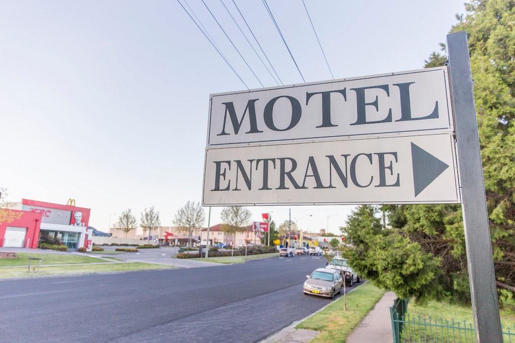 Bathurst Motor Inn | lodging | 87 Durham St, Bathurst NSW 2795, Australia | 0263312222 OR +61 2 6331 2222