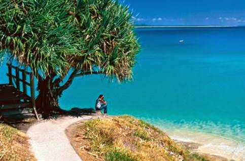 Stradbroke Island Holidays | 3 Emmett Dr, Cleveland QLD 4163, Australia | Phone: (07) 3821 0266