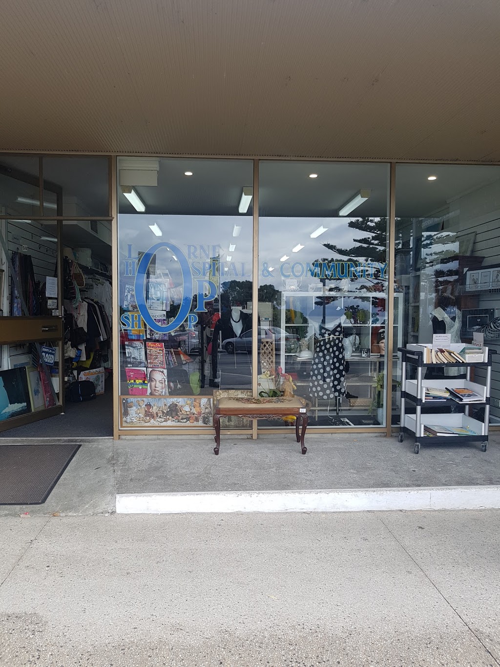 The Lorne Op Shop | 98 Mountjoy Parade, Lorne VIC 3232, Australia | Phone: (03) 5289 2104