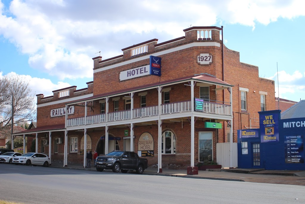 Railway Hotel | lodging | 157 Havannah St, Bathurst NSW 2795, Australia | 0263312964 OR +61 2 6331 2964