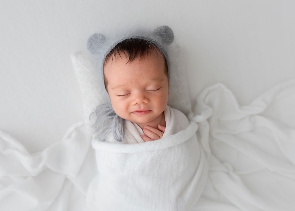 Tory D Photography - Melbourne Newborn Photographer | 42 Timbarra Dr, Werribee VIC 3030, Australia | Phone: 0403 948 748