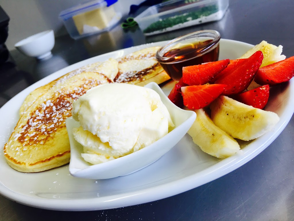 Lakeside Cafe & Restaurant | 30 Balmoral Rd, Burrill Lake NSW 2539, Australia | Phone: (02) 4455 4661