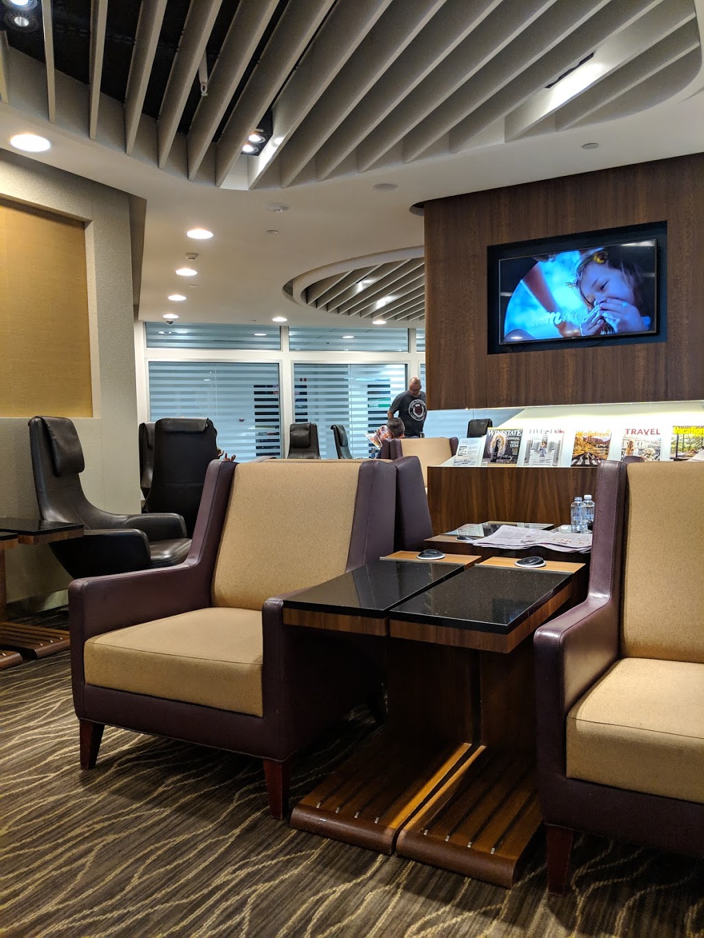 Singapore Airlines Lounge | night club | Airport Dr, Tullamarine VIC 3045, Australia