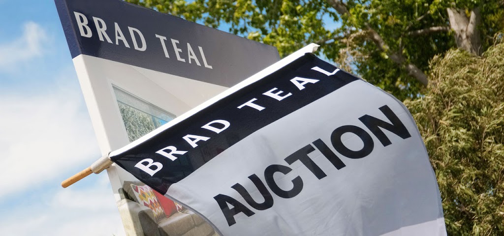 Brad Teal - Real Estate Agents Essendon | real estate agency | 1122 Mt Alexander Rd, Essendon VIC 3040, Australia | 0393742199 OR +61 3 9374 2199