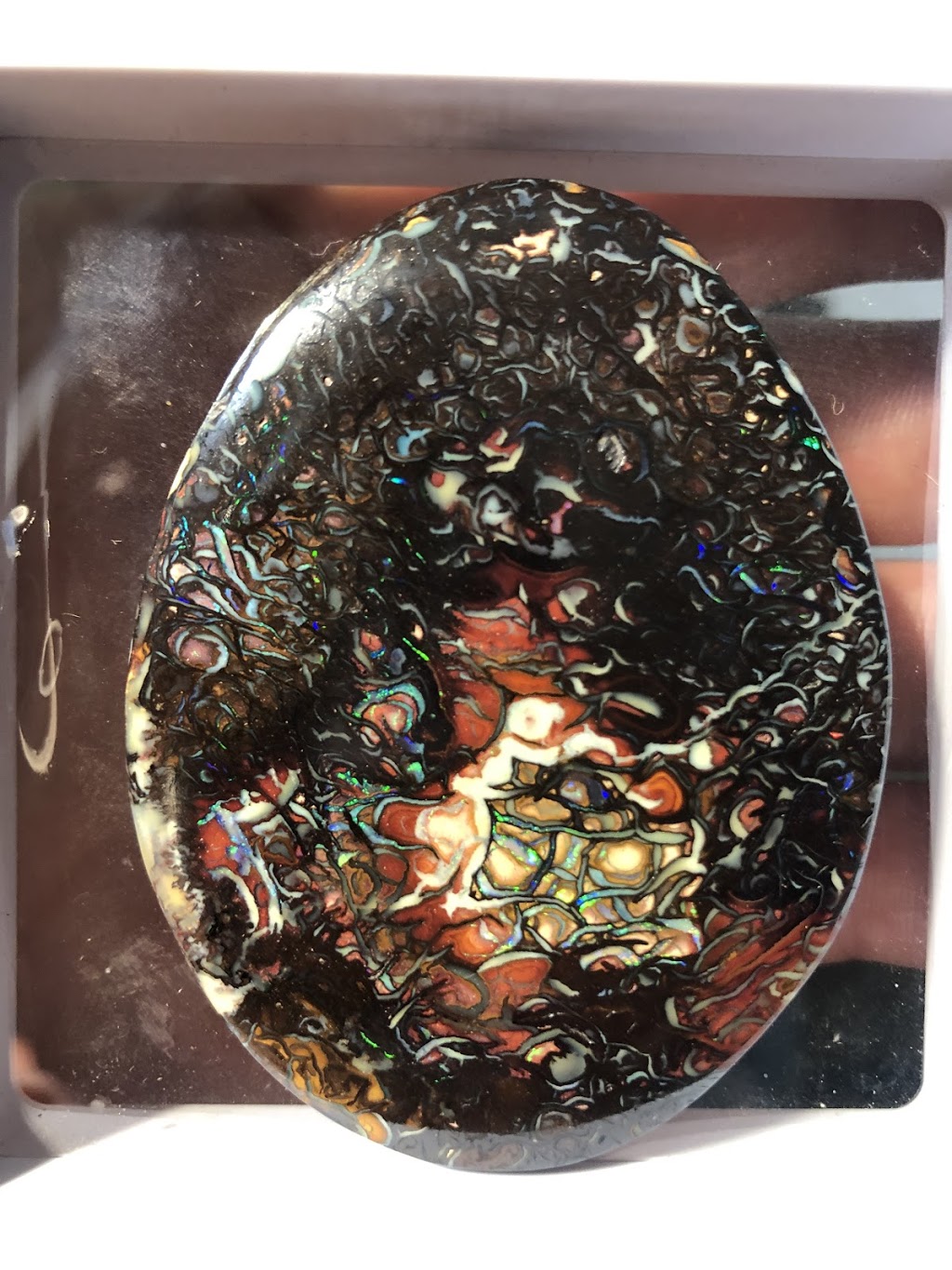 Byron Opals, gems, crystals and art | jewelry store | Shirley St, Byron Bay NSW 2481, Australia | 0419792788 OR +61 419 792 788