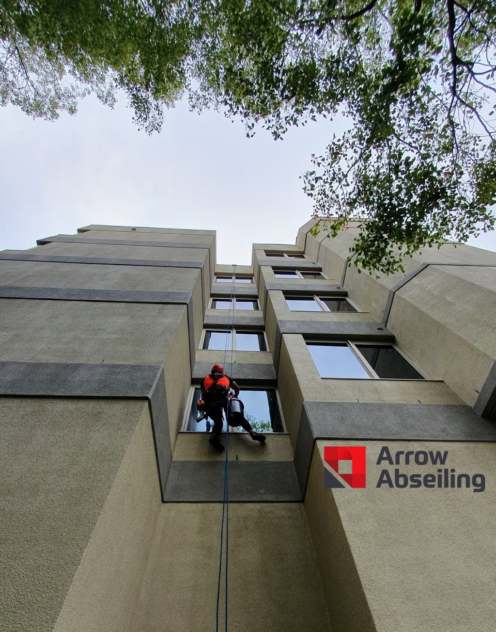 Arrow Abseiling Pty Ltd | 131-147 Alice St, Newtown NSW 2042, Australia | Phone: (02) 8957 3693