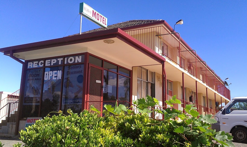 Goolgowi Highway Motel | lodging | 22-24 Zara St, Goolgowi NSW 2652, Australia | 0269651445 OR +61 2 6965 1445