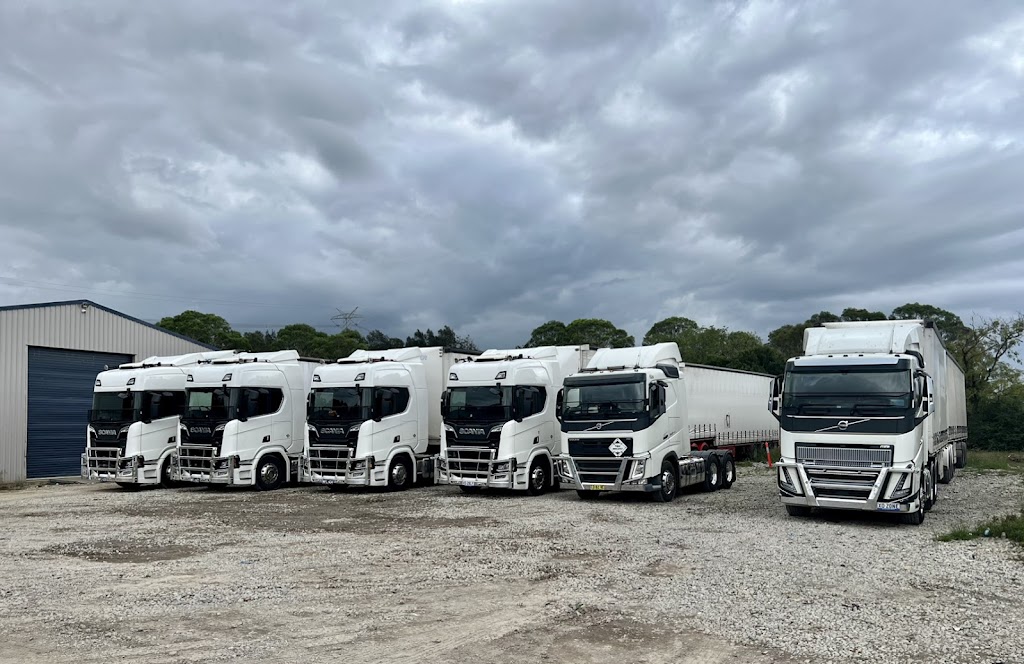Mankoo Freightlines PTY | 1101 Mamre Rd, Kemps Creek NSW 2178, Australia | Phone: 0405 310 008