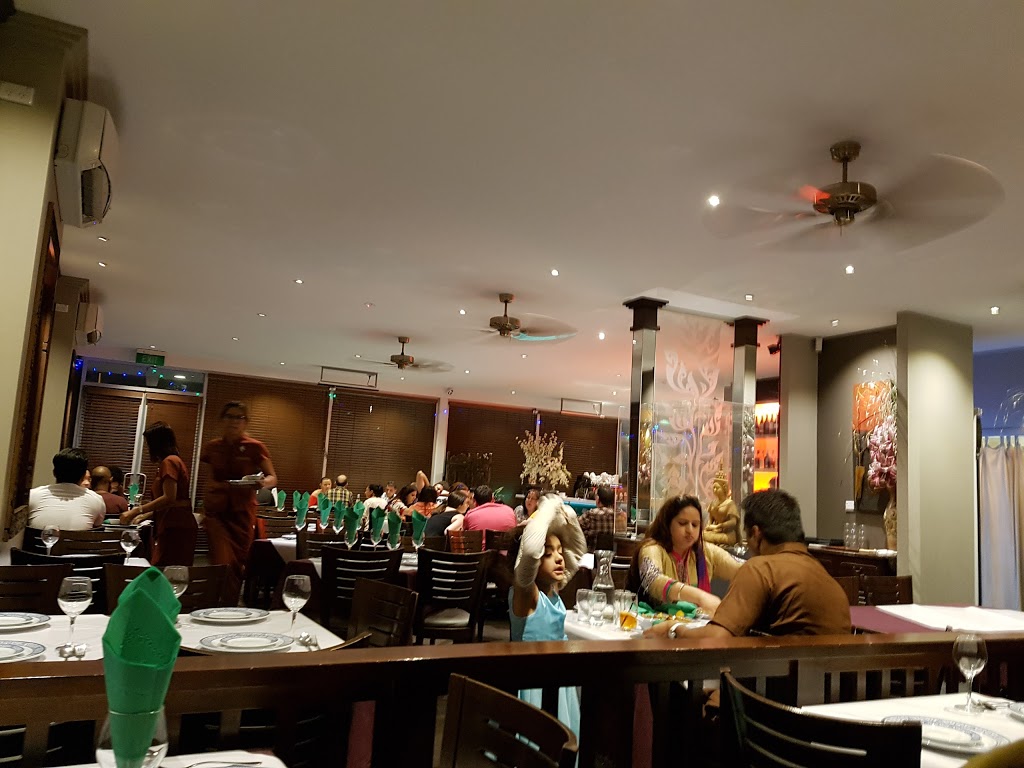 Fresh Chilli Thai restaurant (Wyndham vale) | restaurant | 210 Ballan Rd, Wyndham Vale VIC 3024, Australia | 0387423332 OR +61 3 8742 3332