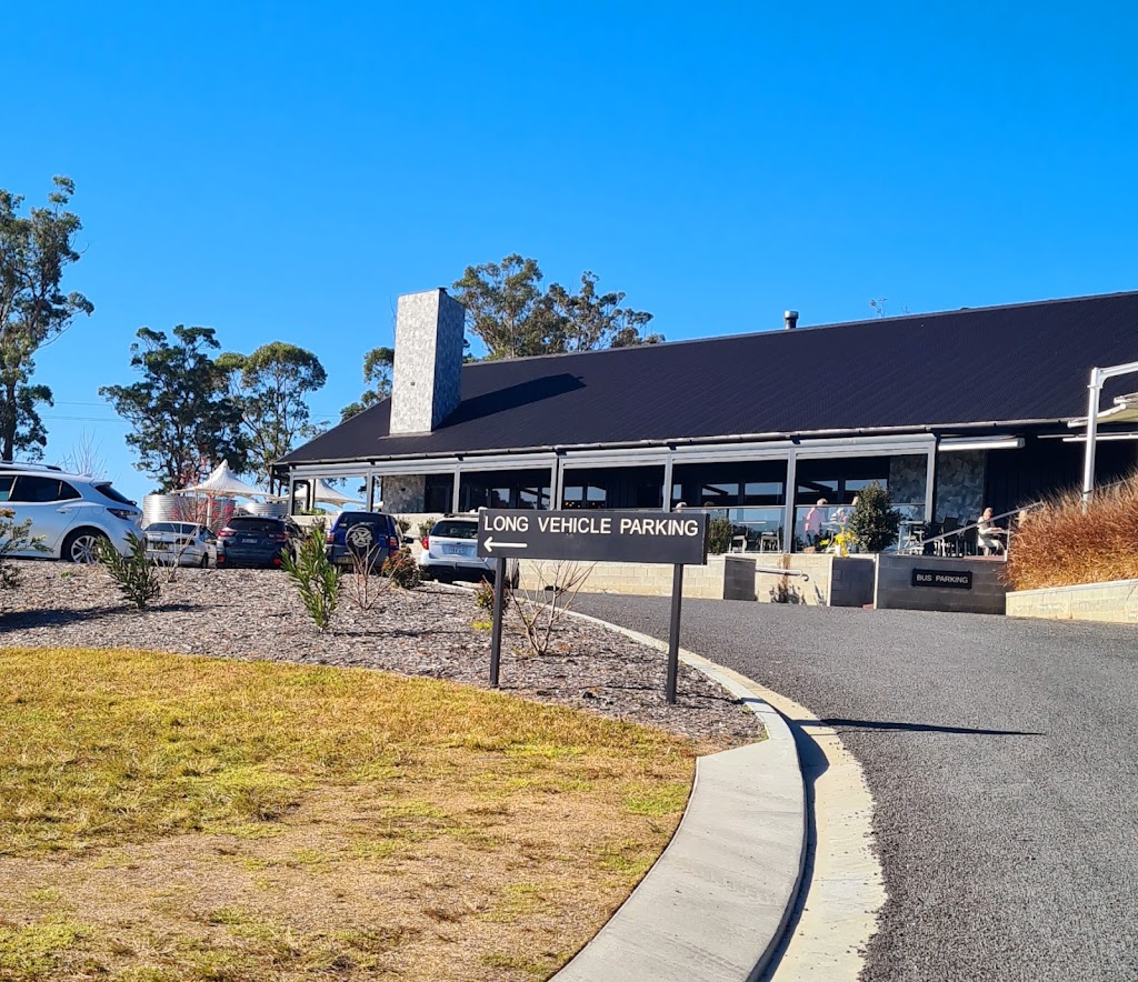 Foxdog Distillery | Sunnyside Farm, 312 Tomakin Rd, Mogo NSW 2536, Australia | Phone: 1800 369 364