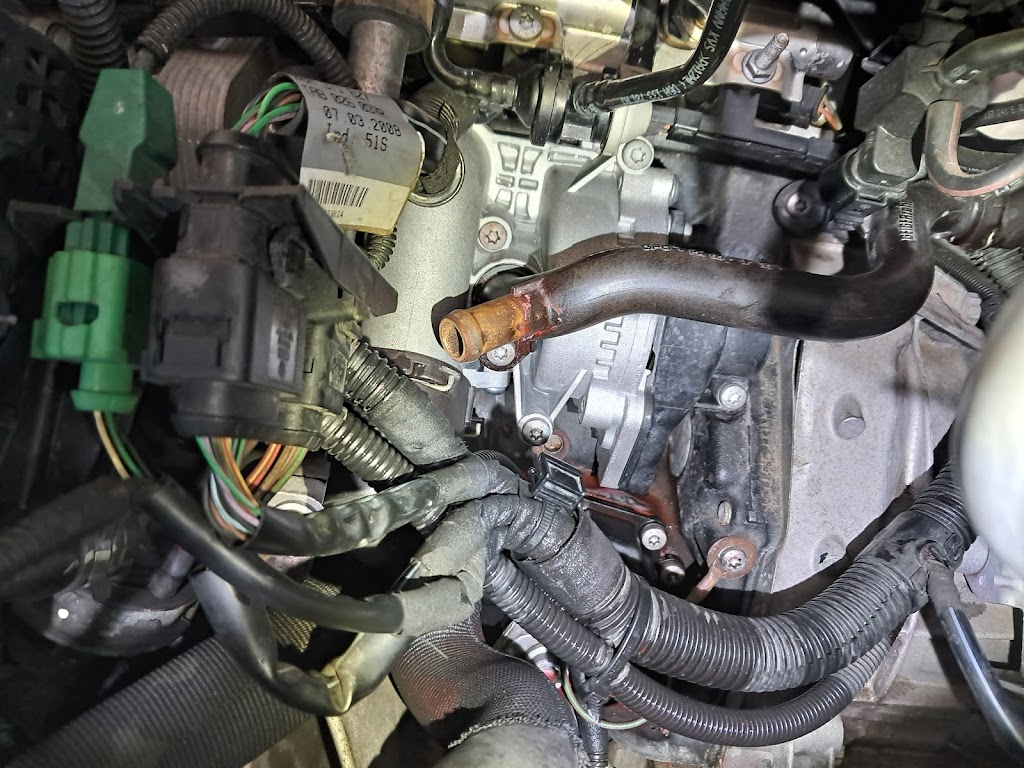 Gibson Motor Mechanics | 18 Robertson St, Bowenfels NSW 2790, Australia | Phone: 0498 559 077