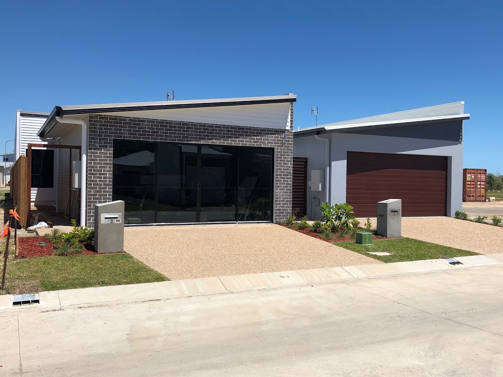 Ellis Developments Display Home "The Huntington" | 3 Castleview La, Garbutt QLD 4810, Australia | Phone: 1300 455 557
