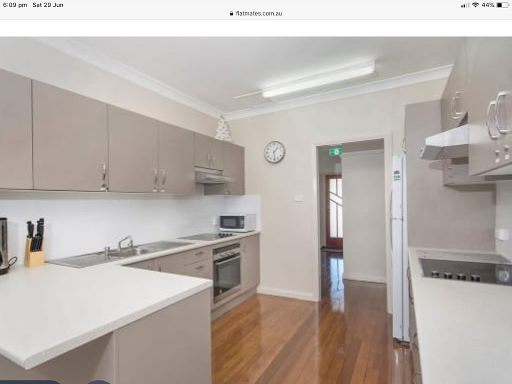 Newcastle UNI Living | lodging | 37 Norman Street, Waratah West NSW 2289, Australia | 0431791507 OR +61 431 791 507