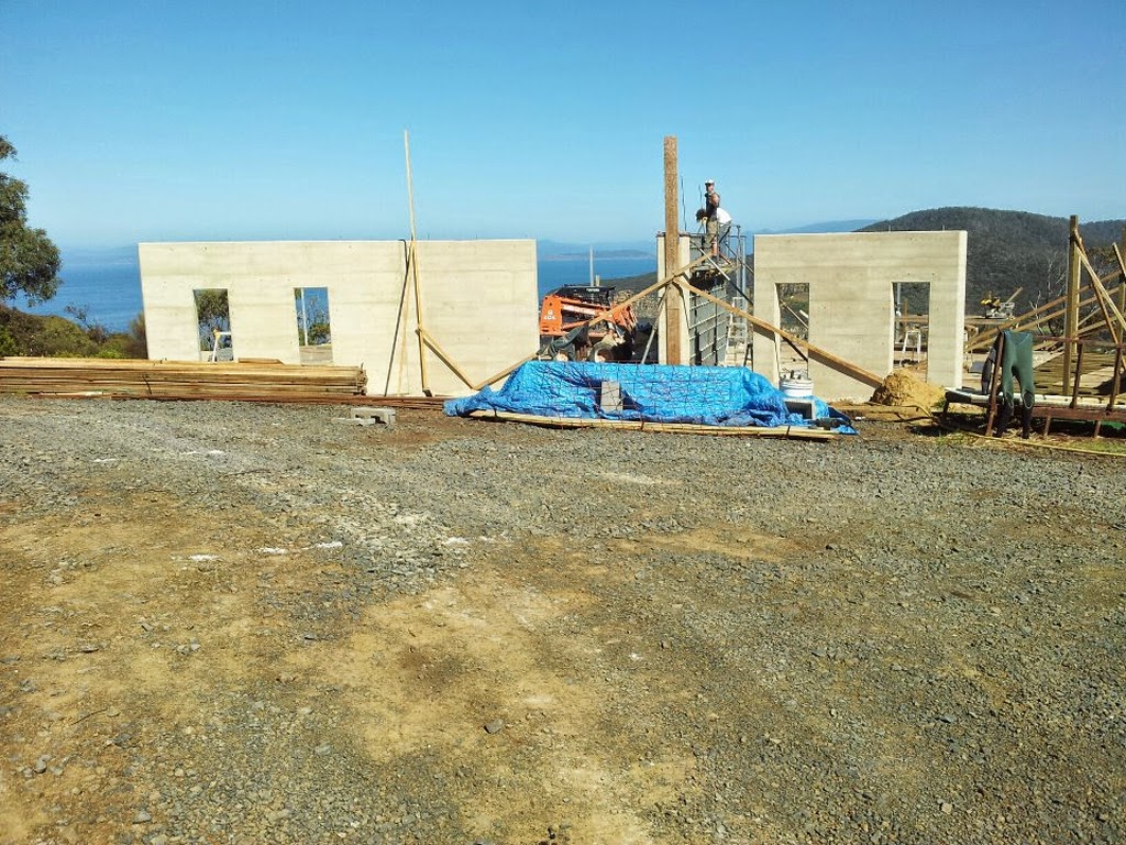 Rammed Earth Tasmania | general contractor | Clifton Beach TAS 7020, Australia | 0362489777 OR +61 3 6248 9777