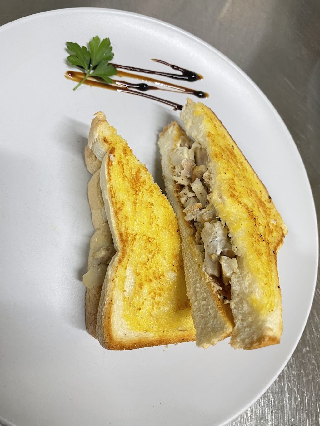 Texas Bakery, Cafe and Groceries | 2 High St, Texas QLD 4385, Australia | Phone: (07) 4653 0123