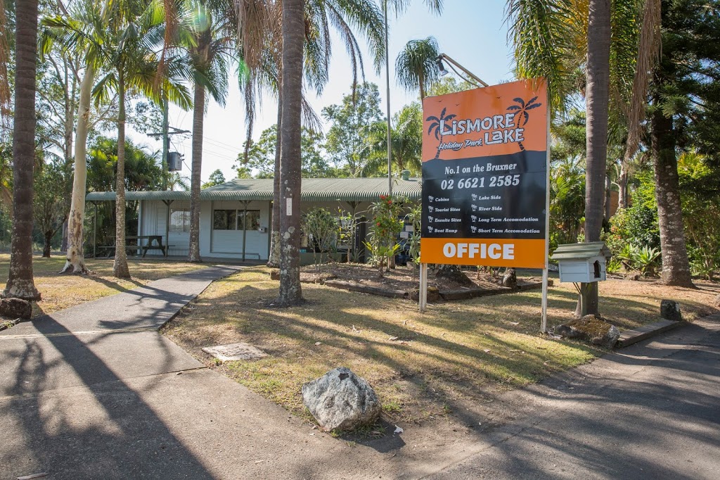 Lismore Lake Holiday Park | 156 Bruxner Hwy, South Lismore NSW 2480, Australia | Phone: (02) 6621 2585