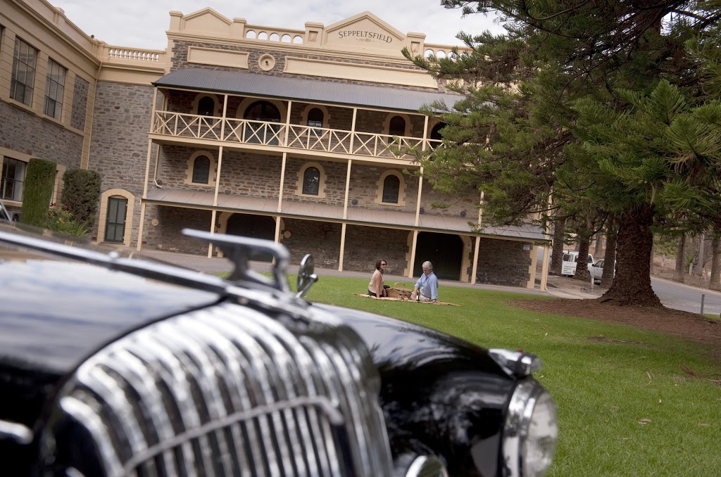 Barossa Daimler Tours |  | 503 Rosedale Rd, Barossa Valley SA 5350, Australia | 0885249047 OR +61 8 8524 9047