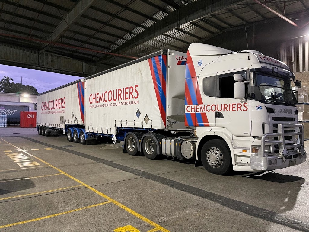 Chemcouriers | 50 Yarrawa St, Prestons NSW 2170, Australia | Phone: (02) 8784 2250