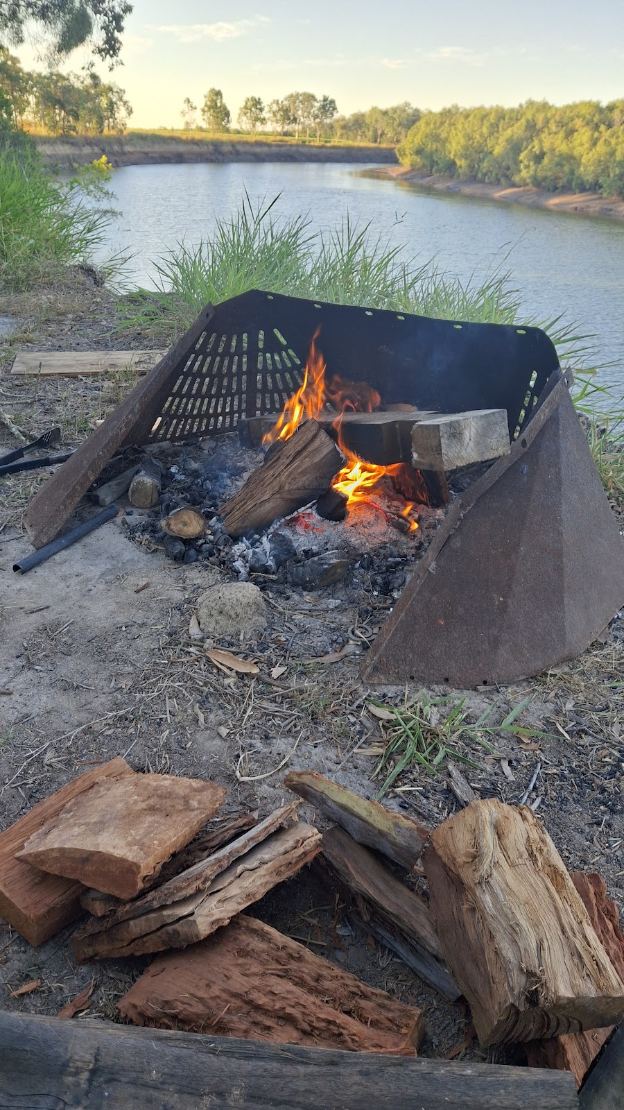 The Block Camping - Mt Pelion | 62 Landing Rd, Mount Pelion QLD 4741, Australia | Phone: 0419 787 288