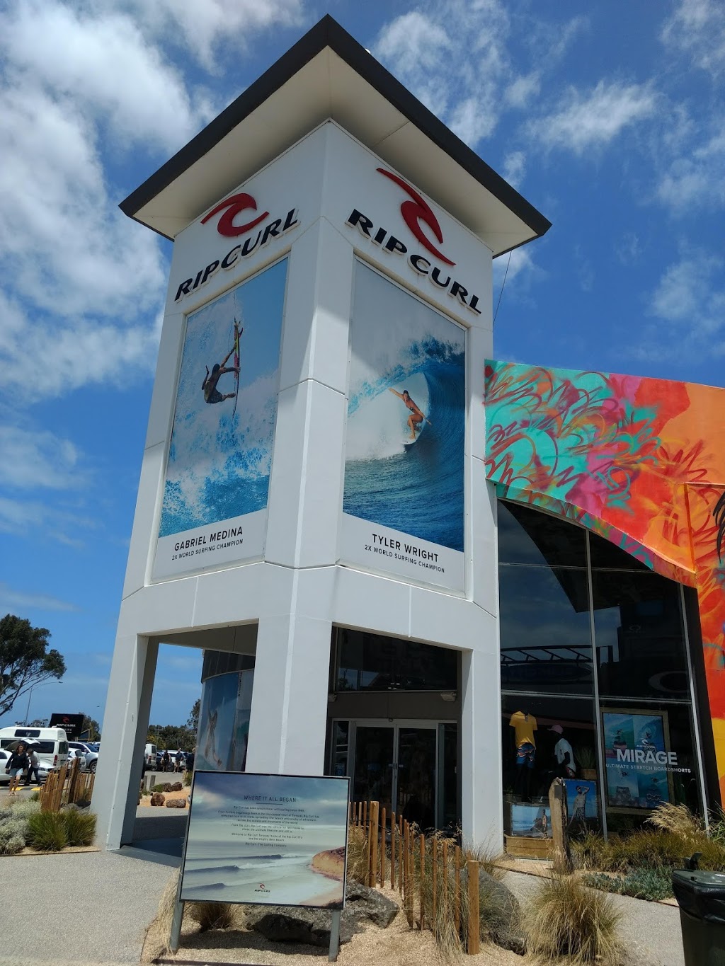 Torquay Visitor Information Centre | Surf City Plaza, 77 Beach Rd, Torquay VIC 3228, Australia | Phone: (03) 5261 4219