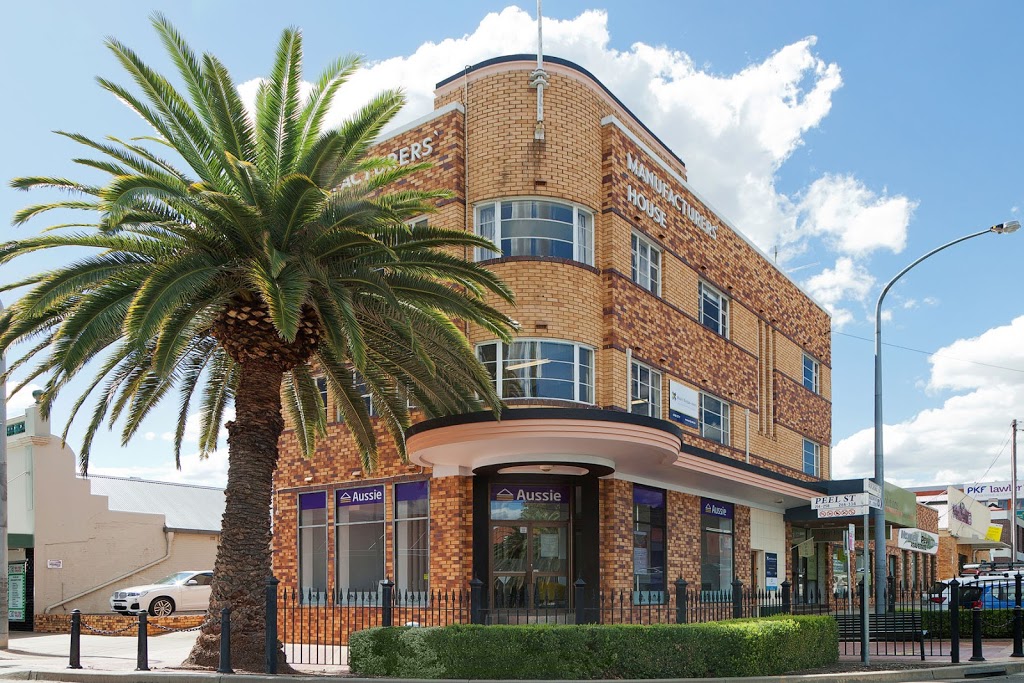 Formline Group | furniture store | 10-12 Hawker Rd, Tamworth NSW 2340, Australia | 1300641800 OR +61 1300 641 800
