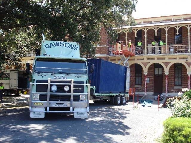 Dawsons Removals | moving company | 5/7 Littlebourne St, Kelso NSW 2795, Australia | 0263311833 OR +61 2 6331 1833