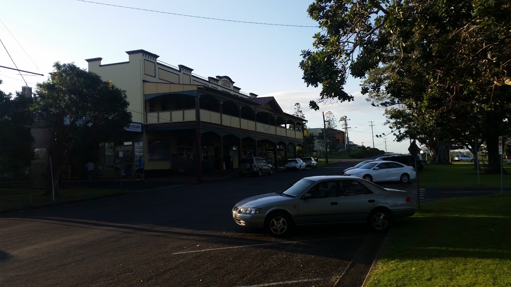 Ocean View Hotel | 15 Morgo St, Urunga NSW 2455, Australia | Phone: (02) 6655 6221