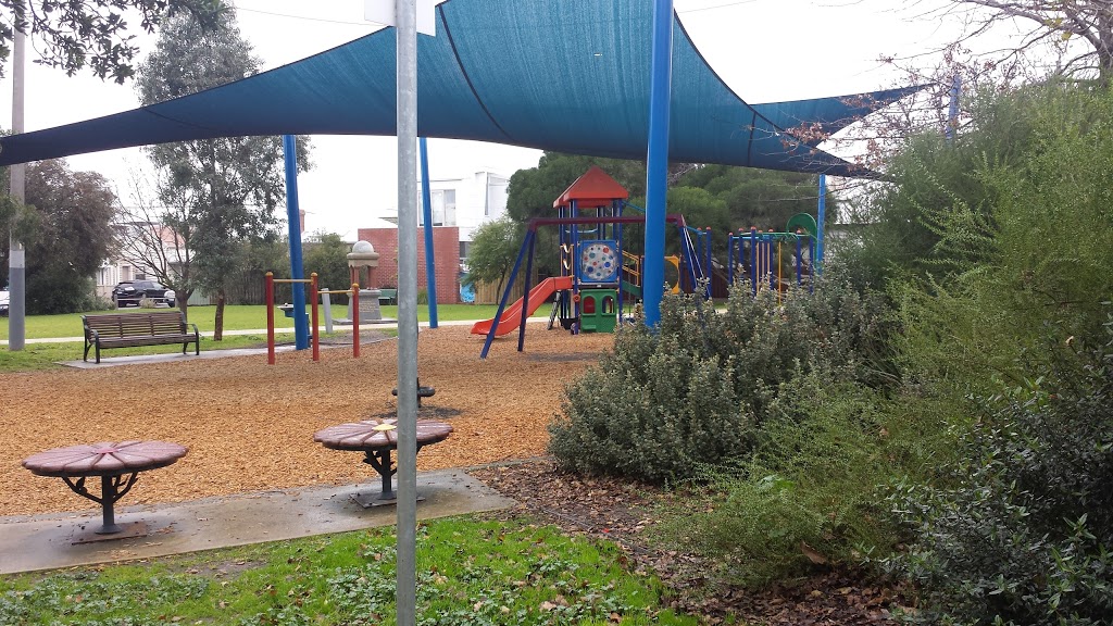 Fels Park | park | 33 Simpson St, Yarraville VIC 3013, Australia | 0384272001 OR +61 3 8427 2001