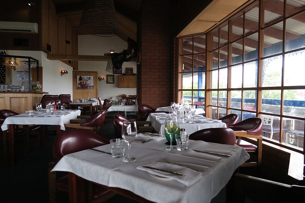 Miriams | restaurant | l1/3 Bulmer St, Lakes Entrance VIC 3909, Australia | 0351553999 OR +61 3 5155 3999