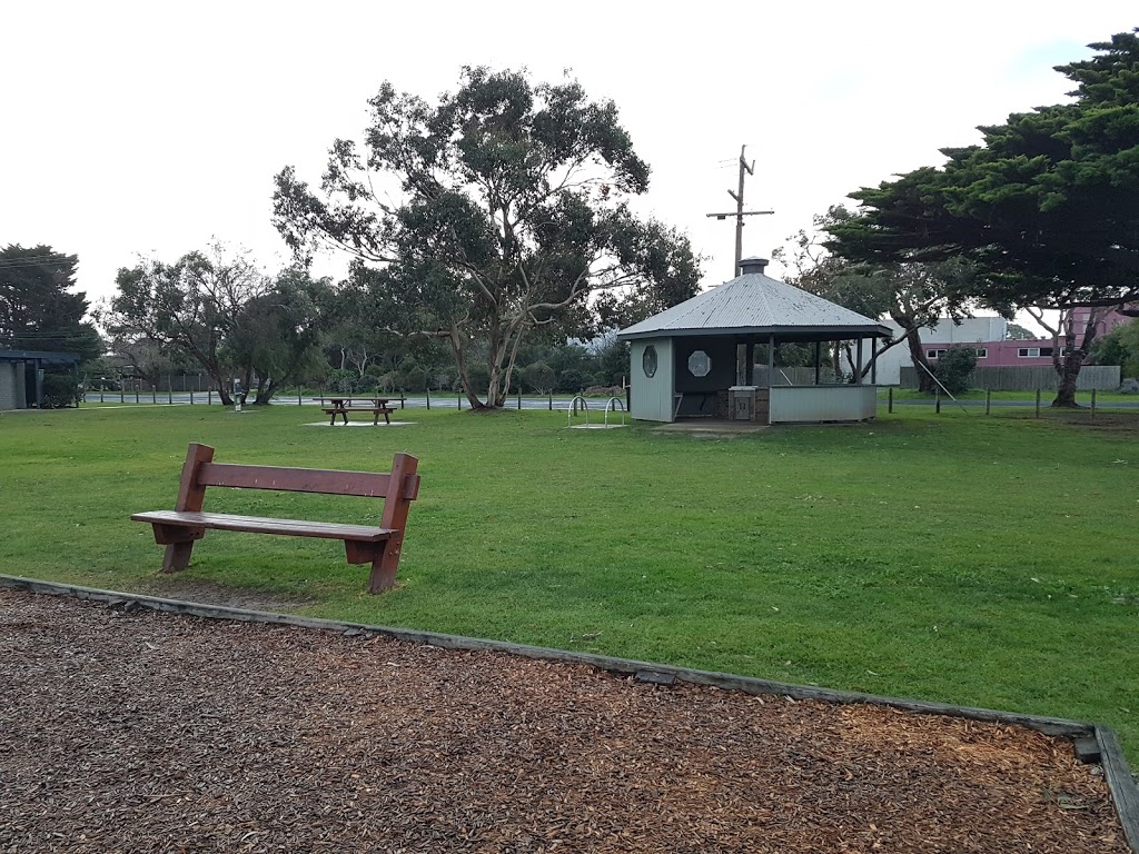 Richard Grayden Memorial Reserve | park | 2/4 Forrest Ave, Newhaven VIC 3925, Australia