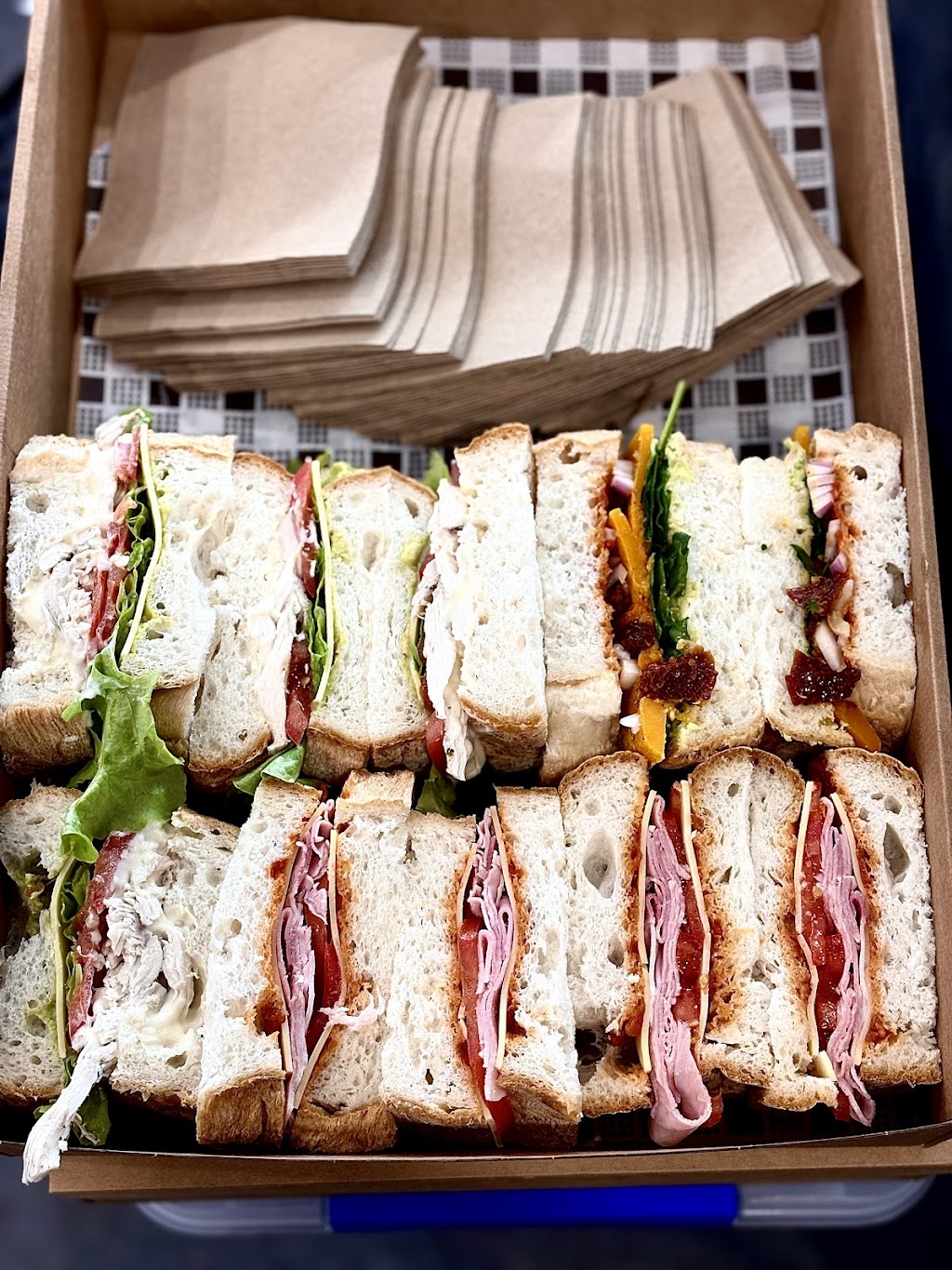 Tango Cafe and Catering | Unit 50, 5/11 Waynote Pl, Unanderra NSW 2526, Australia | Phone: 0497 879 674