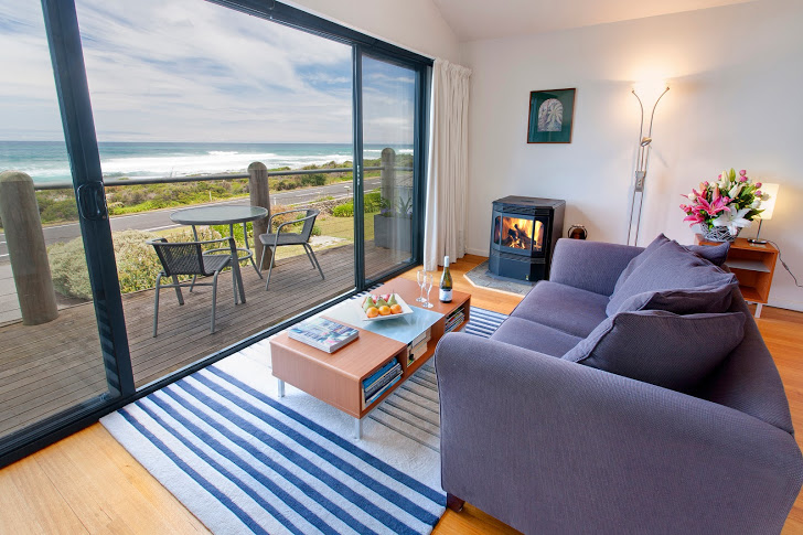 Stephanies at Onion Bay | lodging | 5084 Great Ocean Rd, Sugarloaf VIC 3221, Australia | 0352370284 OR +61 3 5237 0284