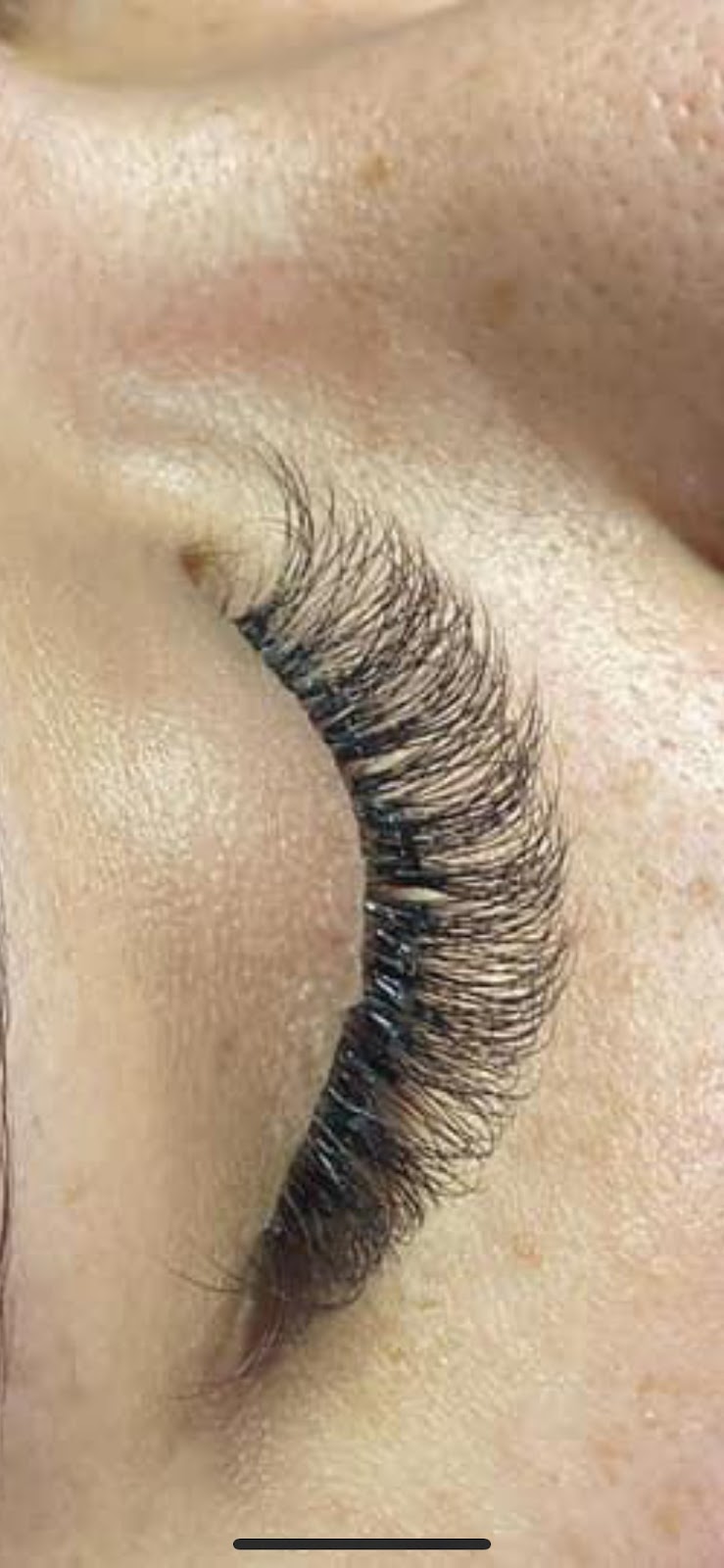 Lamphoon Lashes | 3 Gamma Pl, Bridgeman Downs QLD 4035, Australia | Phone: 0423 468 757